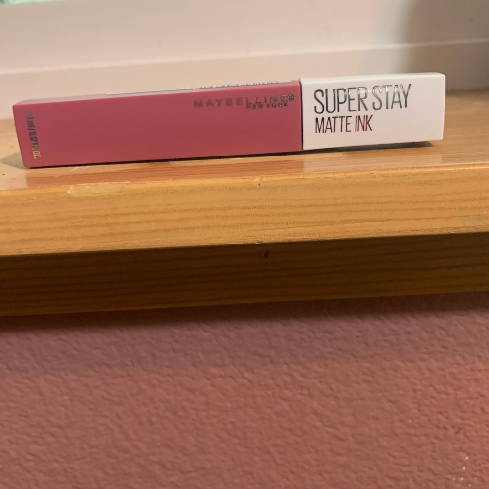 Maybeline super stay matte ink lip gloss